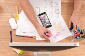 Apa itu perbedaan User Interface (UI) dan UX (User Experience)