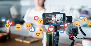 Apa itu Influencer dan Perbedaan dengan KOL